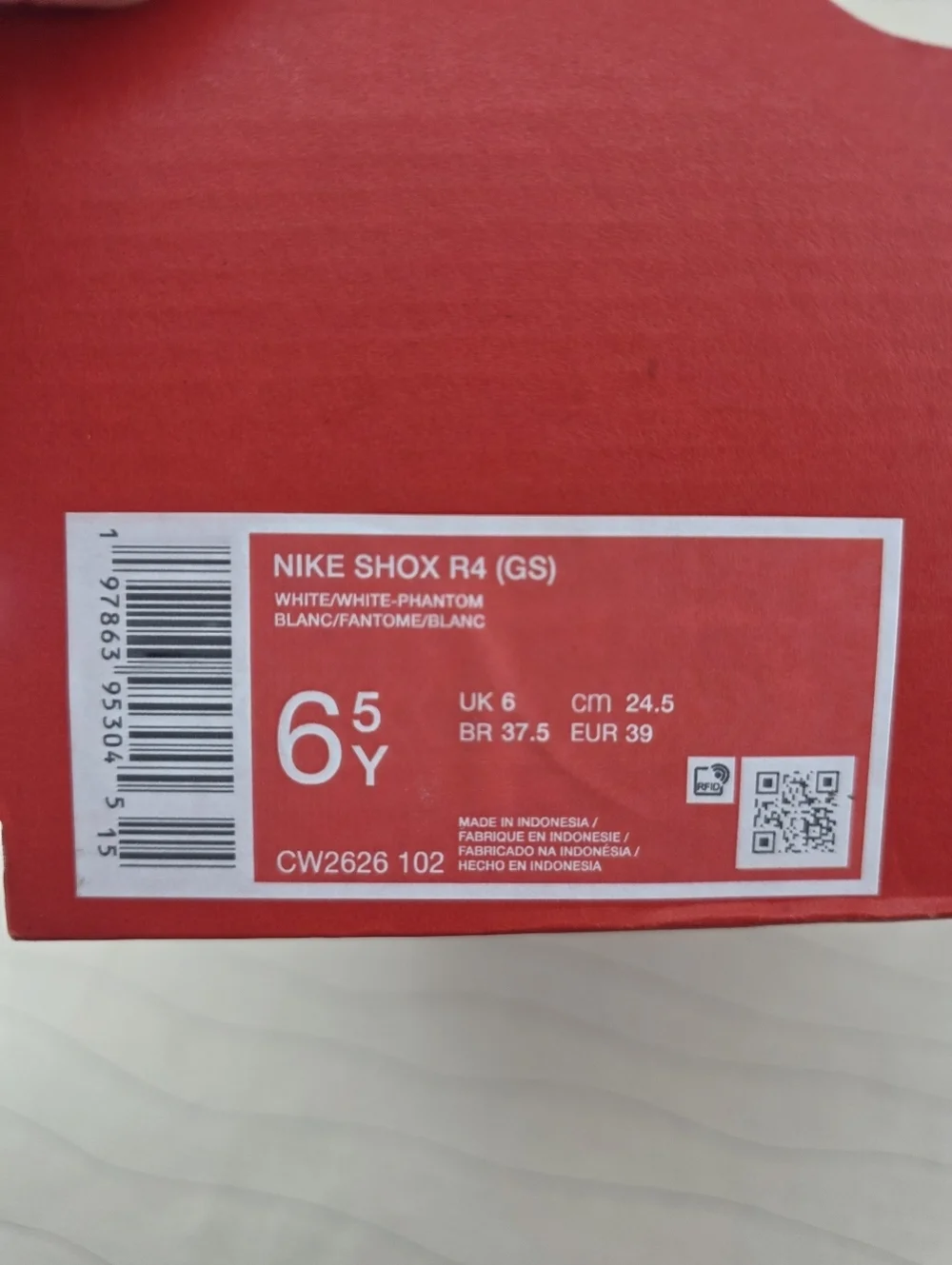 Nike Youth Shox R4 GS White Phantom Red Running Shoes CW2626-102 Size 6.5Y NEW